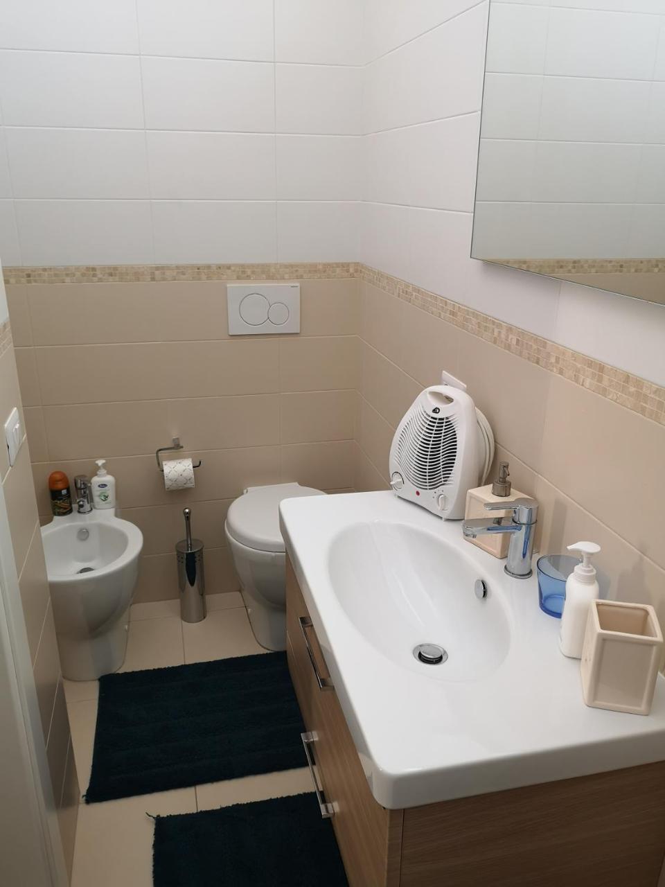White House Apartment Bari Exterior foto